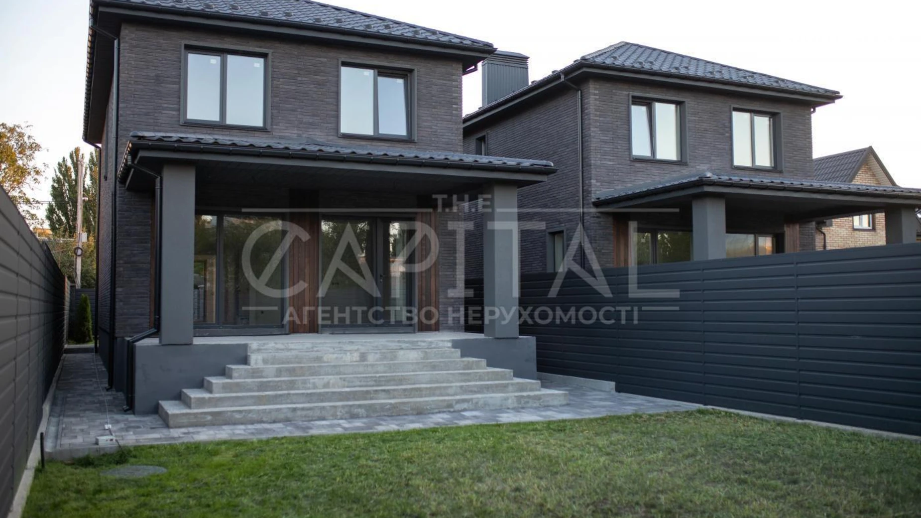 Продается дом на 2 этажа 220 кв. м с бассейном, цена: 285000 $ - фото 4