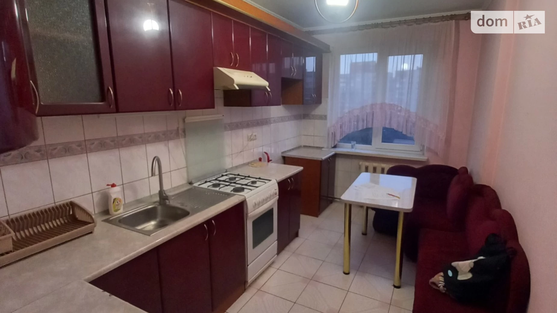 Сдается в аренду 3-комнатная квартира 70 кв. м в Львове, ул. Хвилевого Николая, 4 - фото 2