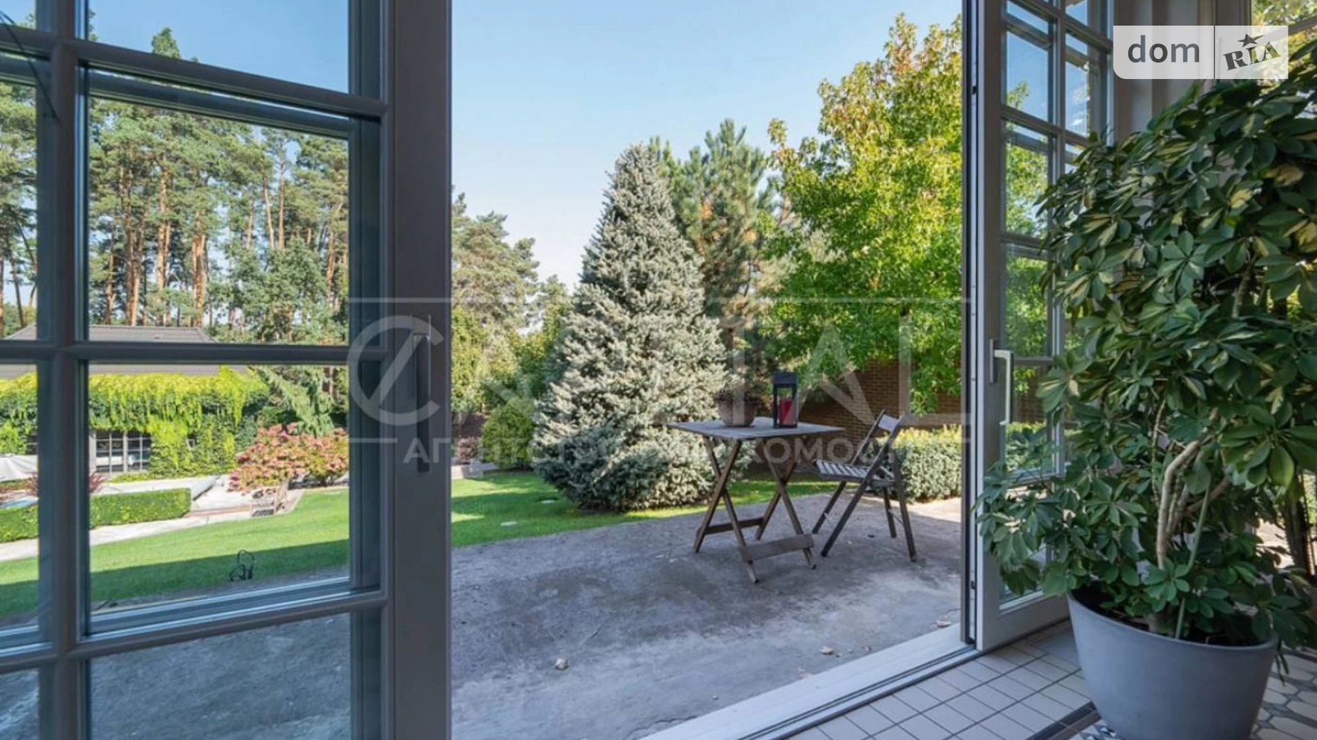 Сдается в аренду дом на 2 этажа 660 кв. м с верандой, цена: 18000 $ - фото 3