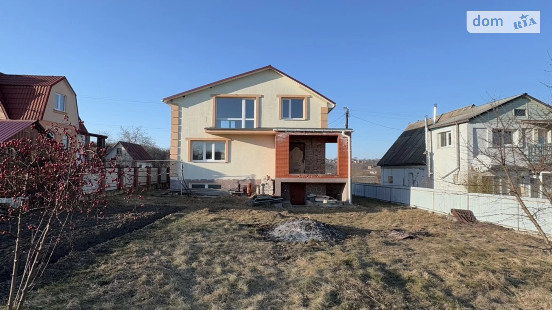 Продается дом на 2 этажа 190 кв. м с гаражом, цена: 57000 $ - фото 2