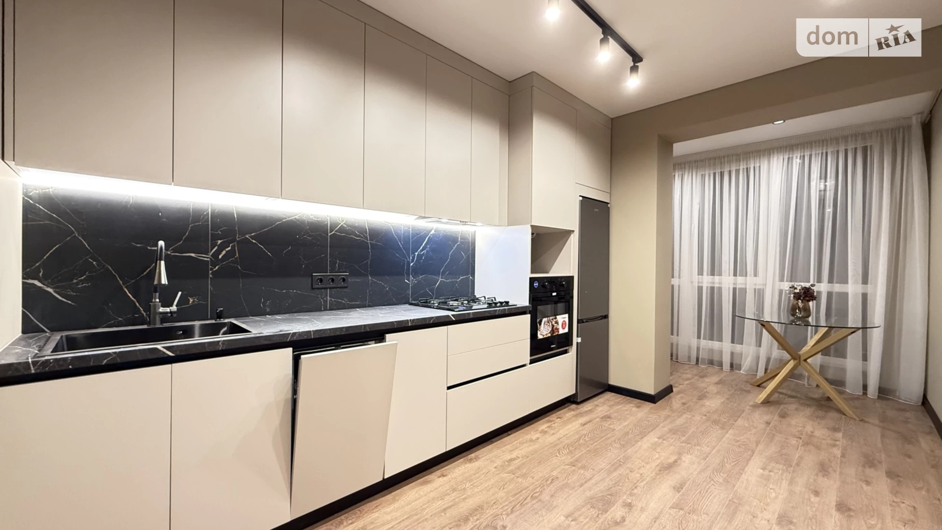 Продається 1-кімнатна квартира 41 кв. м у Рівному, цена: 68000 $ - фото 3