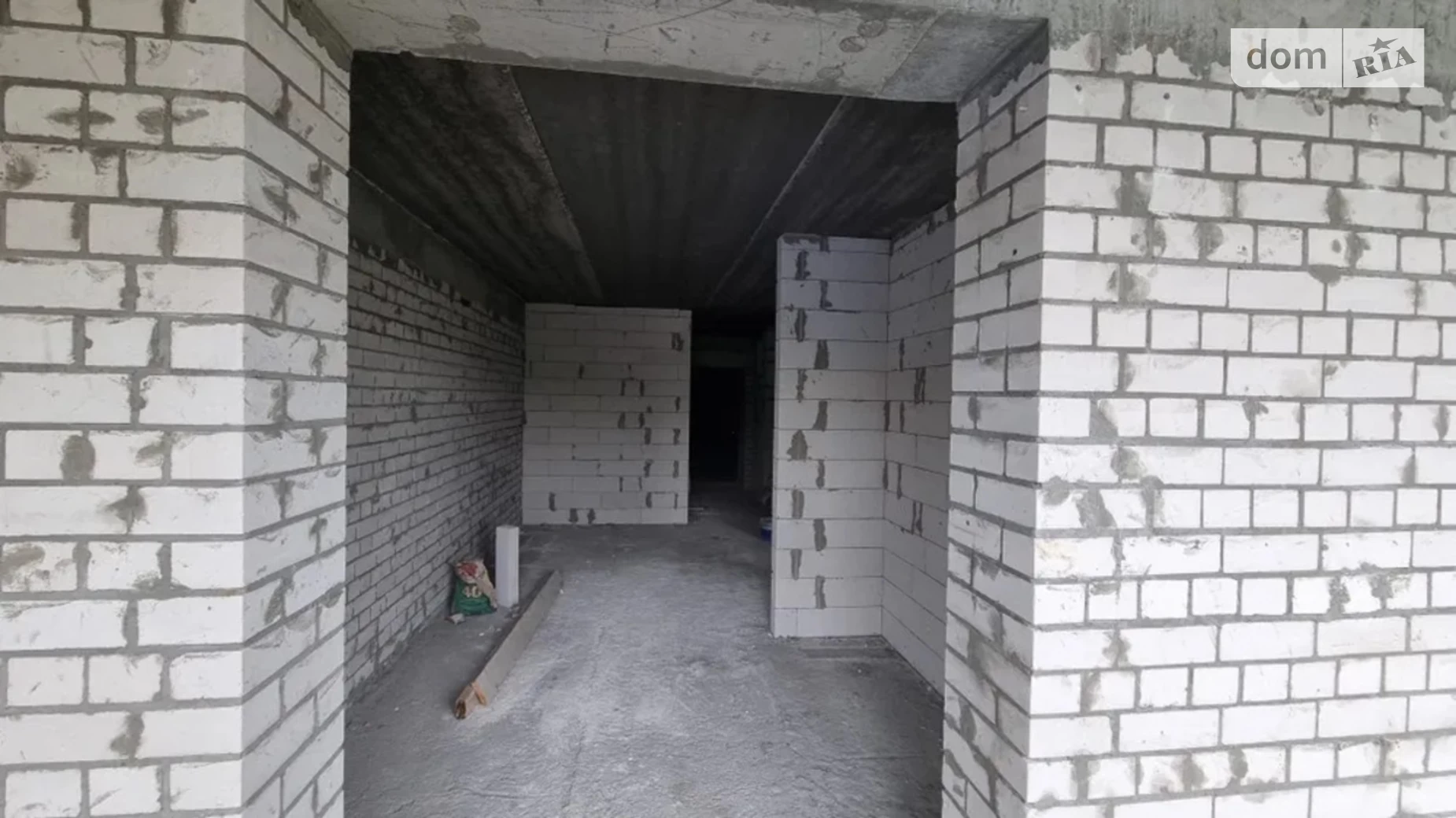 Продается 1-комнатная квартира 64 кв. м в Днепре, ул. Мандрыковская - фото 3