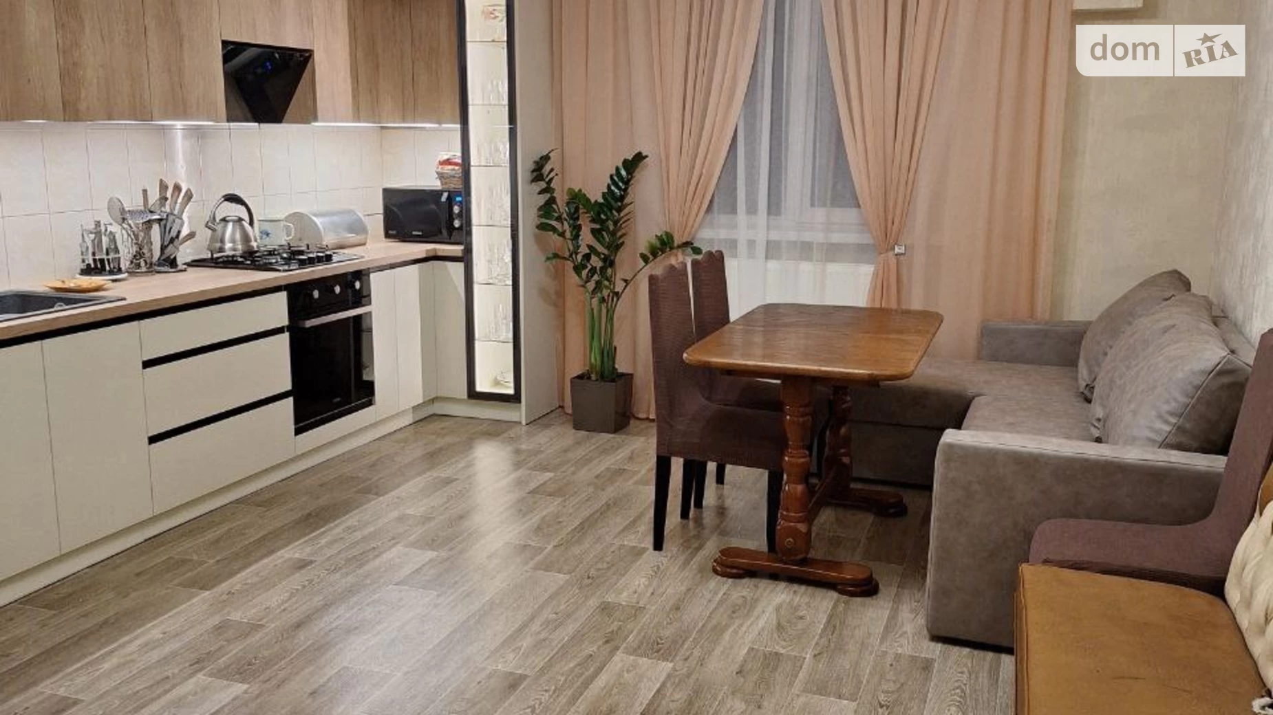 Продается дом на 2 этажа 169 кв. м с бассейном, цена: 121000 $ - фото 2