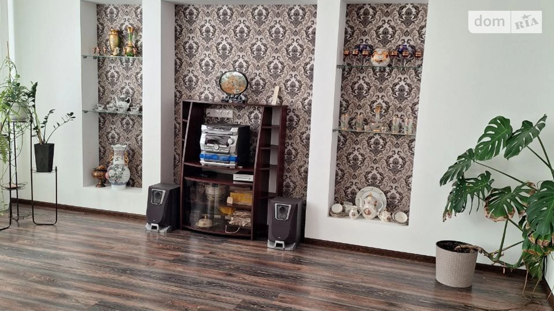 Продается дом на 2 этажа 169 кв. м с бассейном, цена: 121000 $ - фото 4