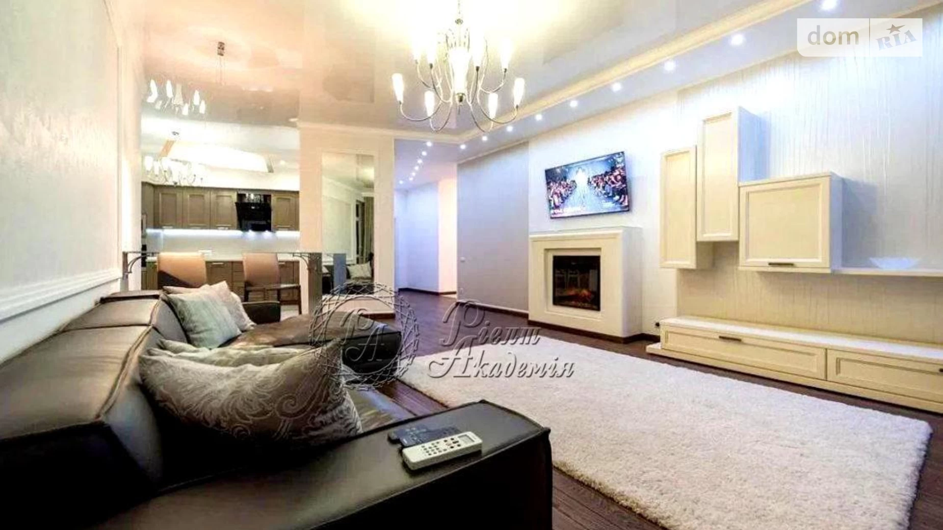 Продается 3-комнатная квартира 125.3 кв. м в Киеве, ул. Старонаводницкая, 6Б - фото 2