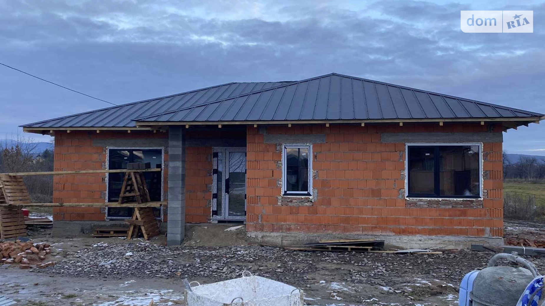 Продается одноэтажный дом 150 кв. м с мансардой, цена: 100000 $ - фото 2