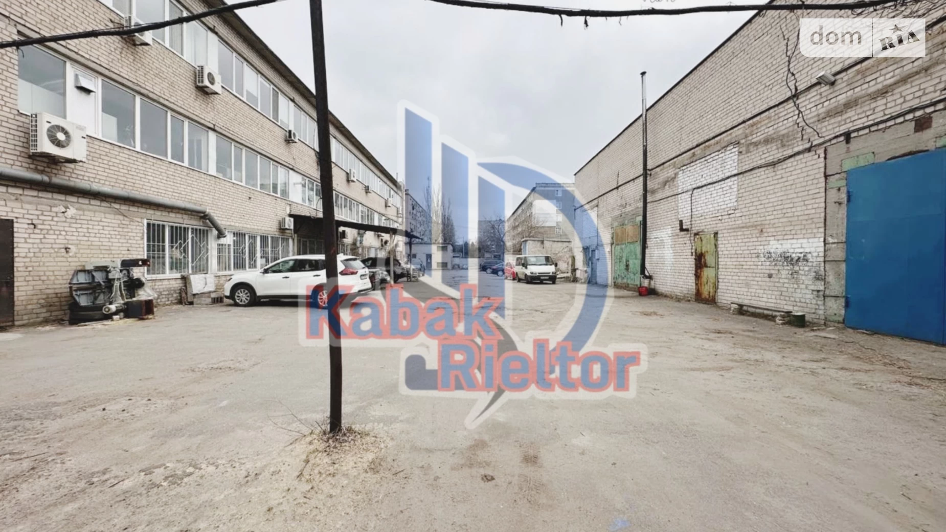 Продается помещения свободного назначения 3587 кв. м в 3-этажном здании, цена: 800000 $ - фото 2