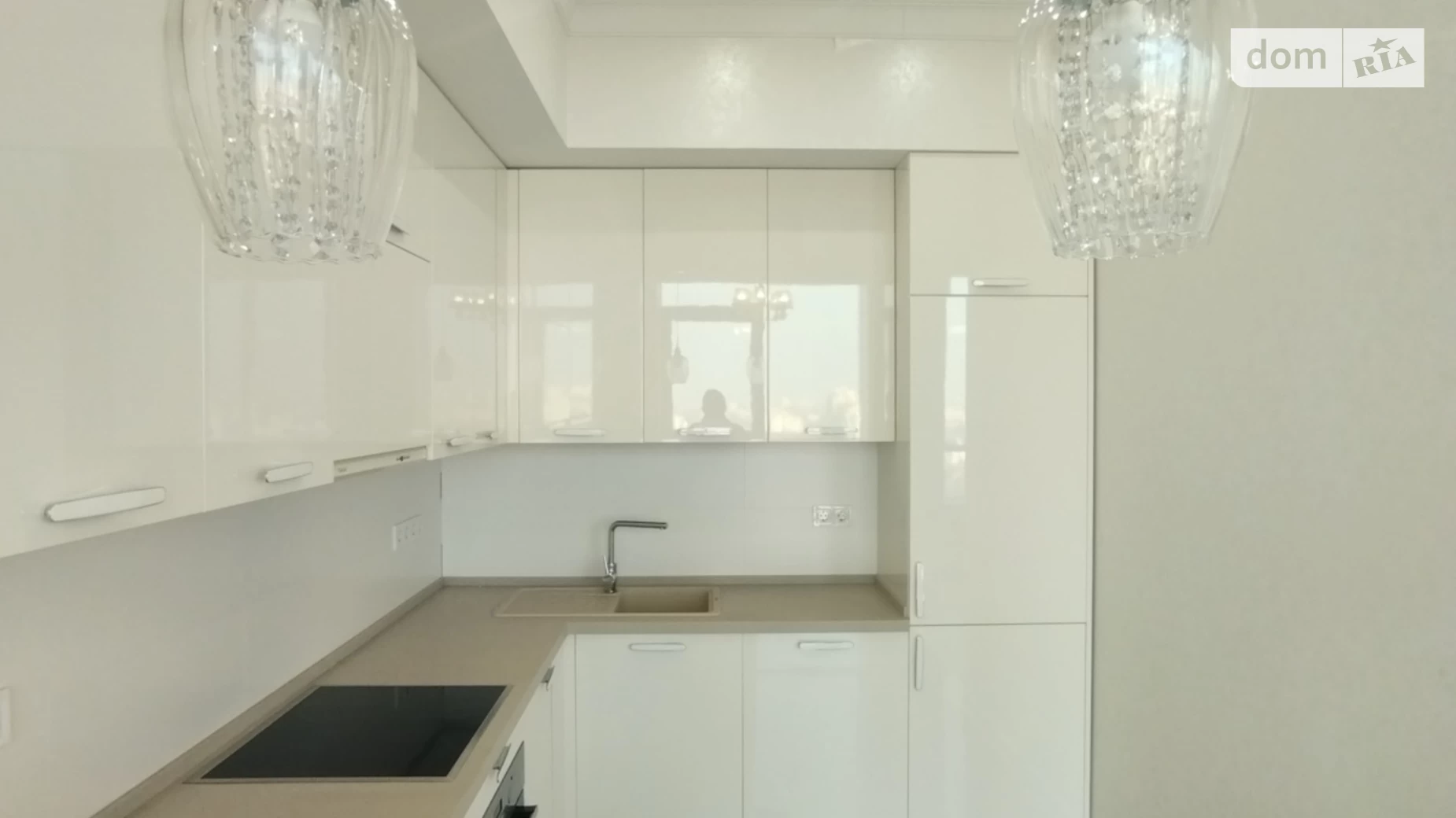 Продается 1-комнатная квартира 56 кв. м в Одессе, бул. Французский, 60В - фото 3