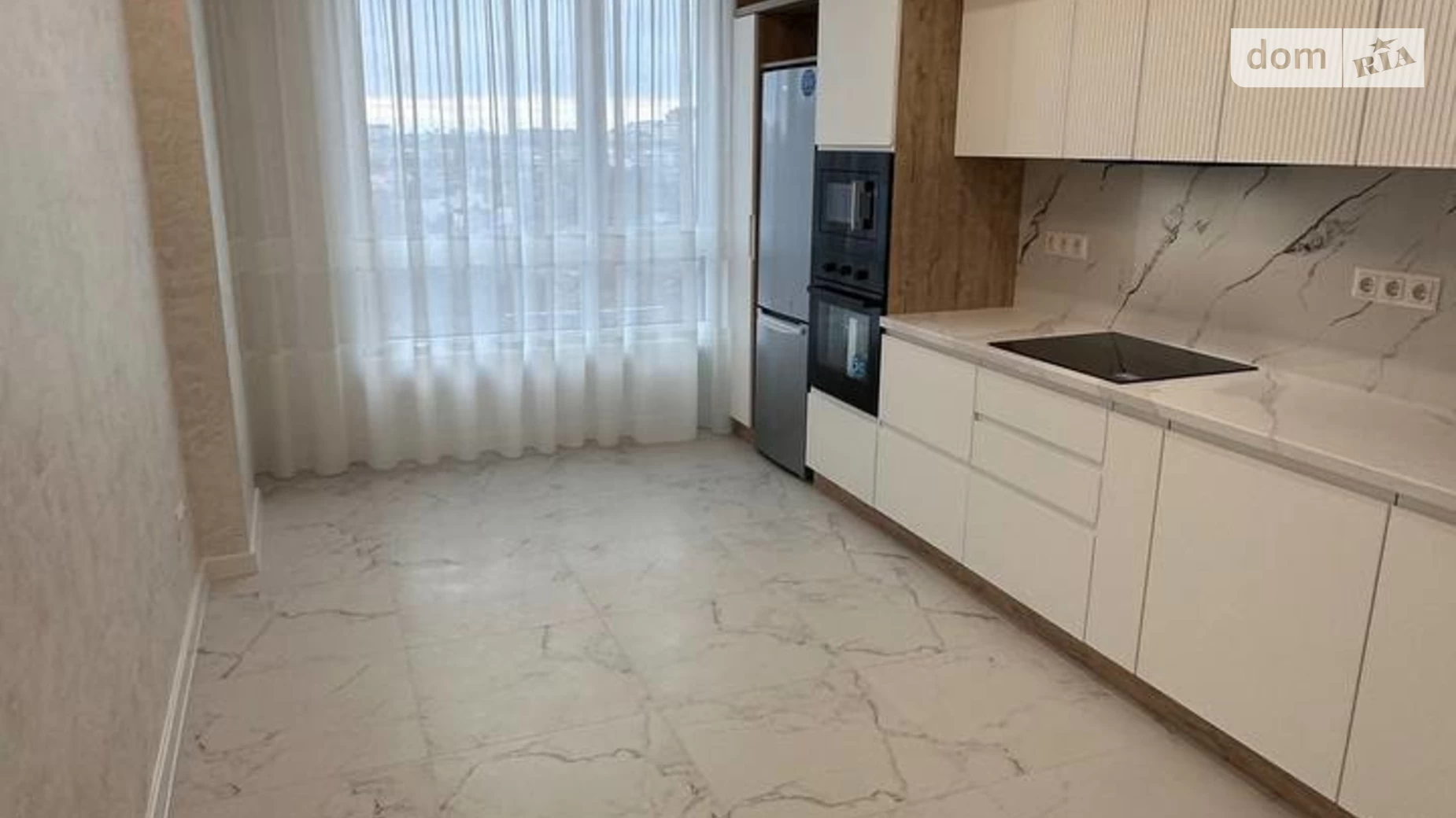 Продается 1-комнатная квартира 42 кв. м в Ивано-Франковске, цена: 61500 $ - фото 3