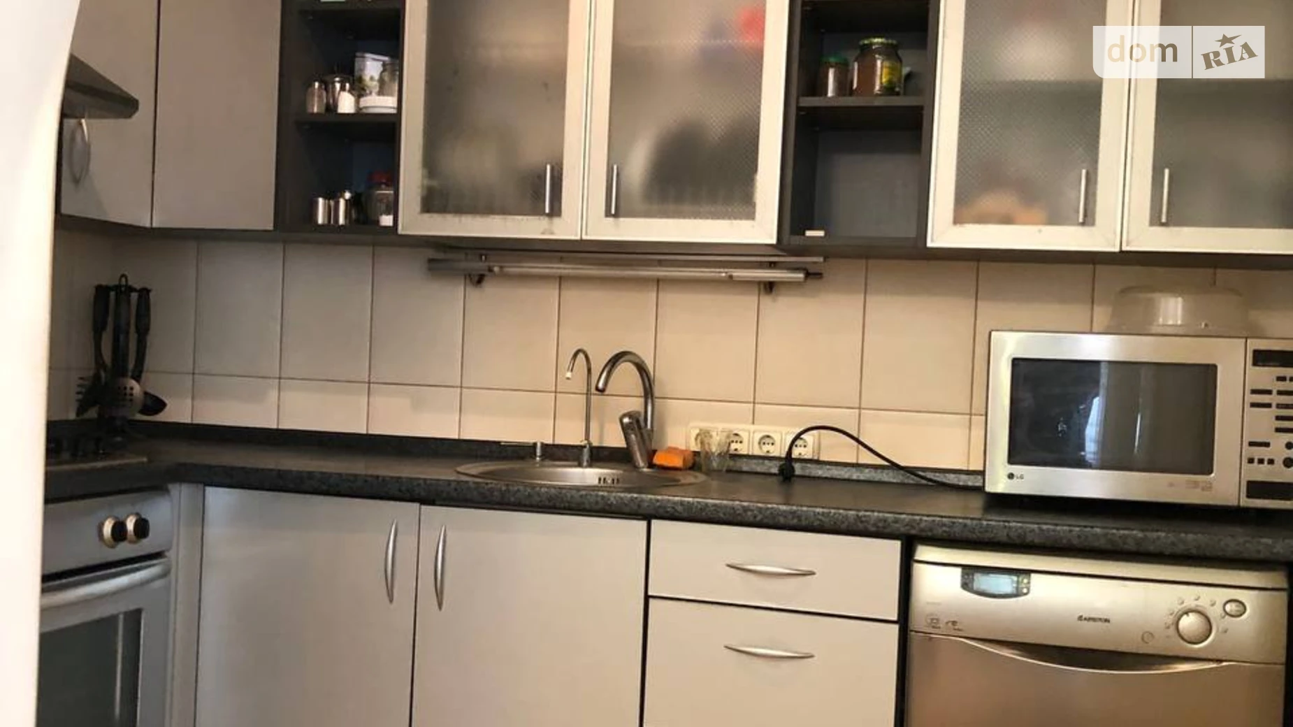 Продается дом на 2 этажа 130 кв. м с мебелью, цена: 170000 $ - фото 5