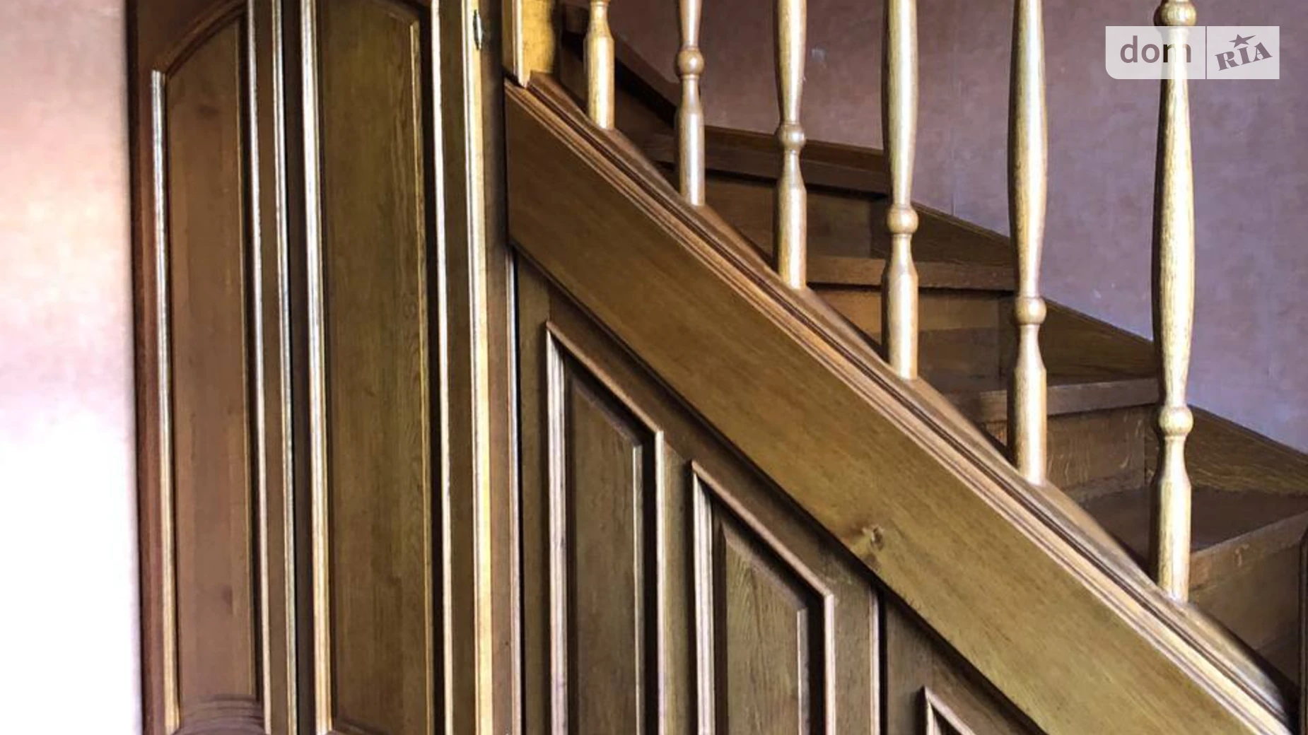 Продается дом на 2 этажа 130 кв. м с бассейном, цена: 170000 $ - фото 2