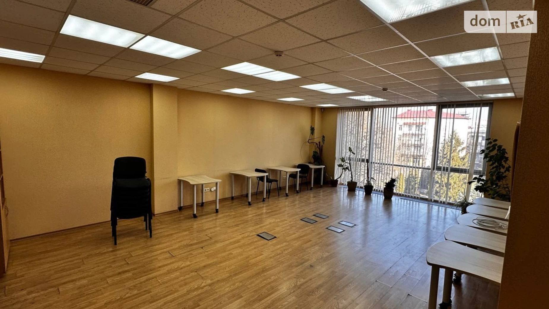 Сдается в аренду офис 68 кв. м в бизнес-центре, цена: 24000 грн - фото 4