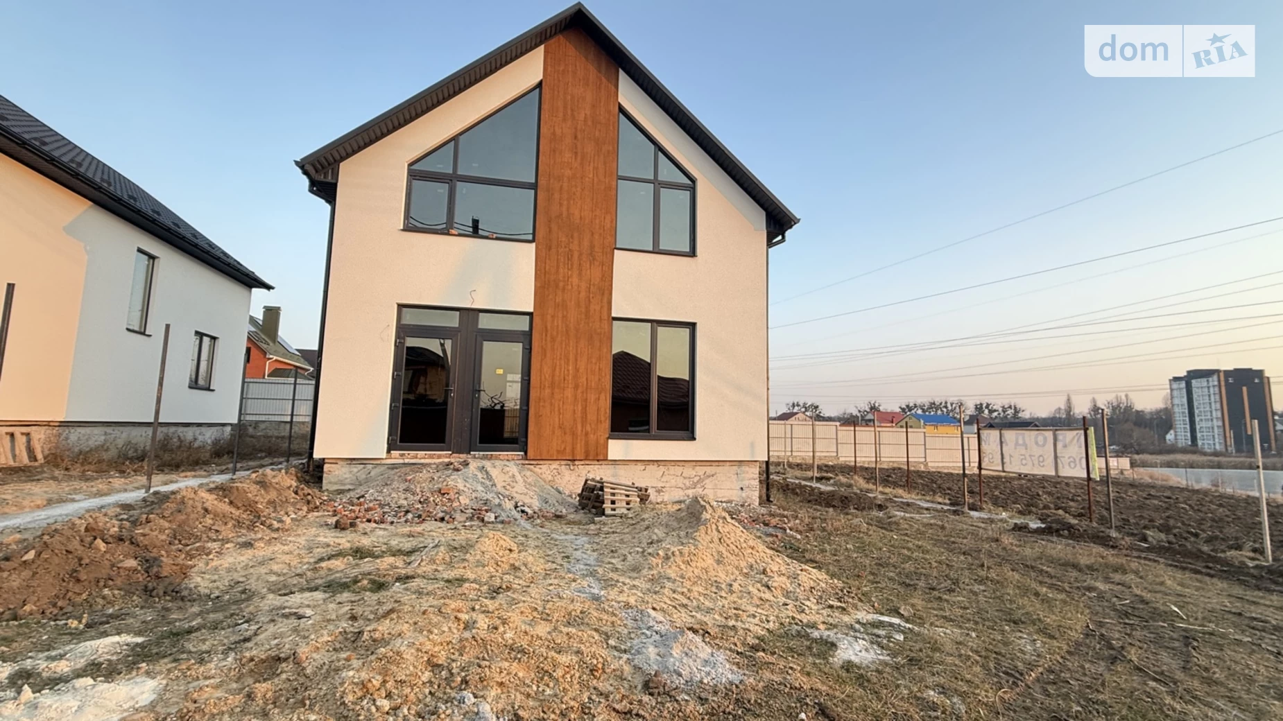 Продається будинок 2 поверховий 130 кв. м з гаражем, цена: 130000 $ - фото 2