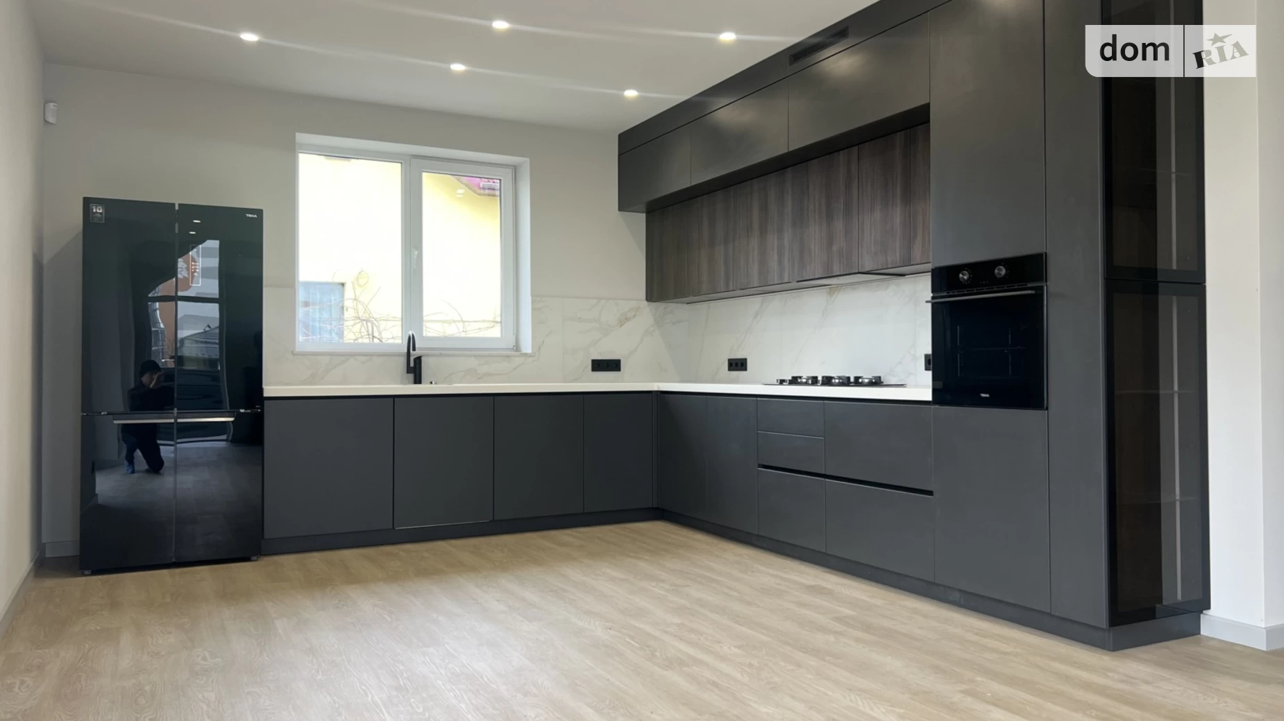 Продается дом на 2 этажа 165 кв. м с садом, цена: 320000 $ - фото 5