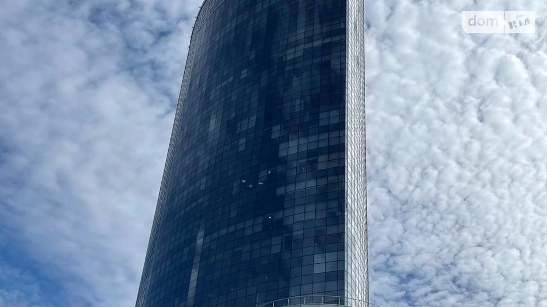 Сдается в аренду офис 645 кв. м в бизнес-центре, цена: 27400 $ - фото 2