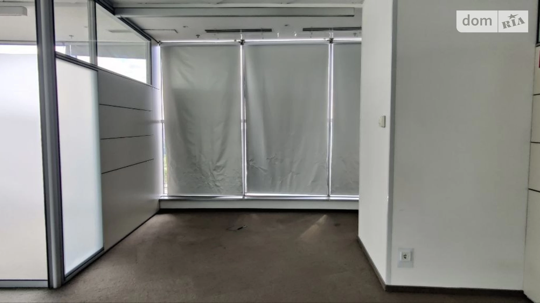 Сдается в аренду офис 645 кв. м в бизнес-центре, цена: 27400 $ - фото 3