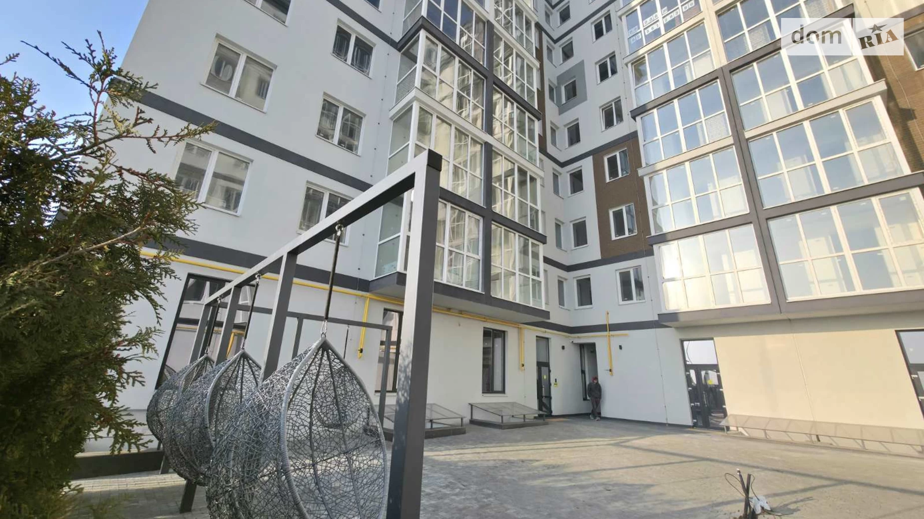 Продается 1-комнатная квартира 39 кв. м в Буче, ул. Бориса Гмыри - фото 2