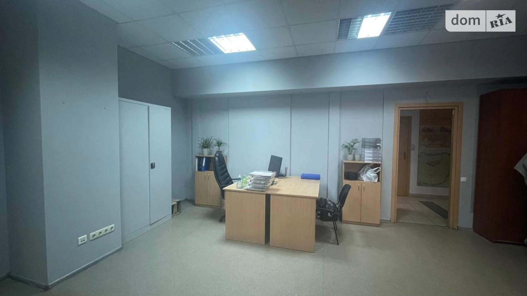 Здається в оренду офіс 60.59 кв. м в бізнес-центрі, цена: 21207 грн - фото 2
