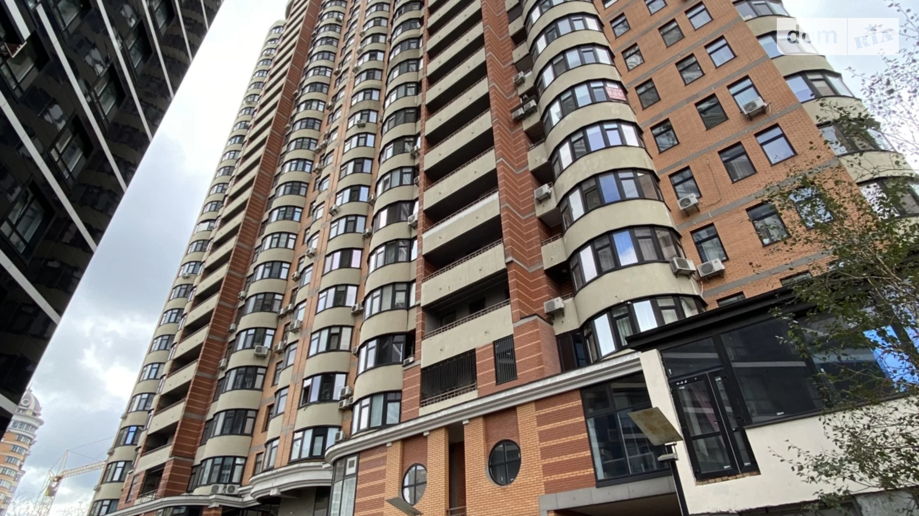 Продается 2-комнатная квартира 96 кв. м в Киеве, бул. Леси Украинки, 7А - фото 2