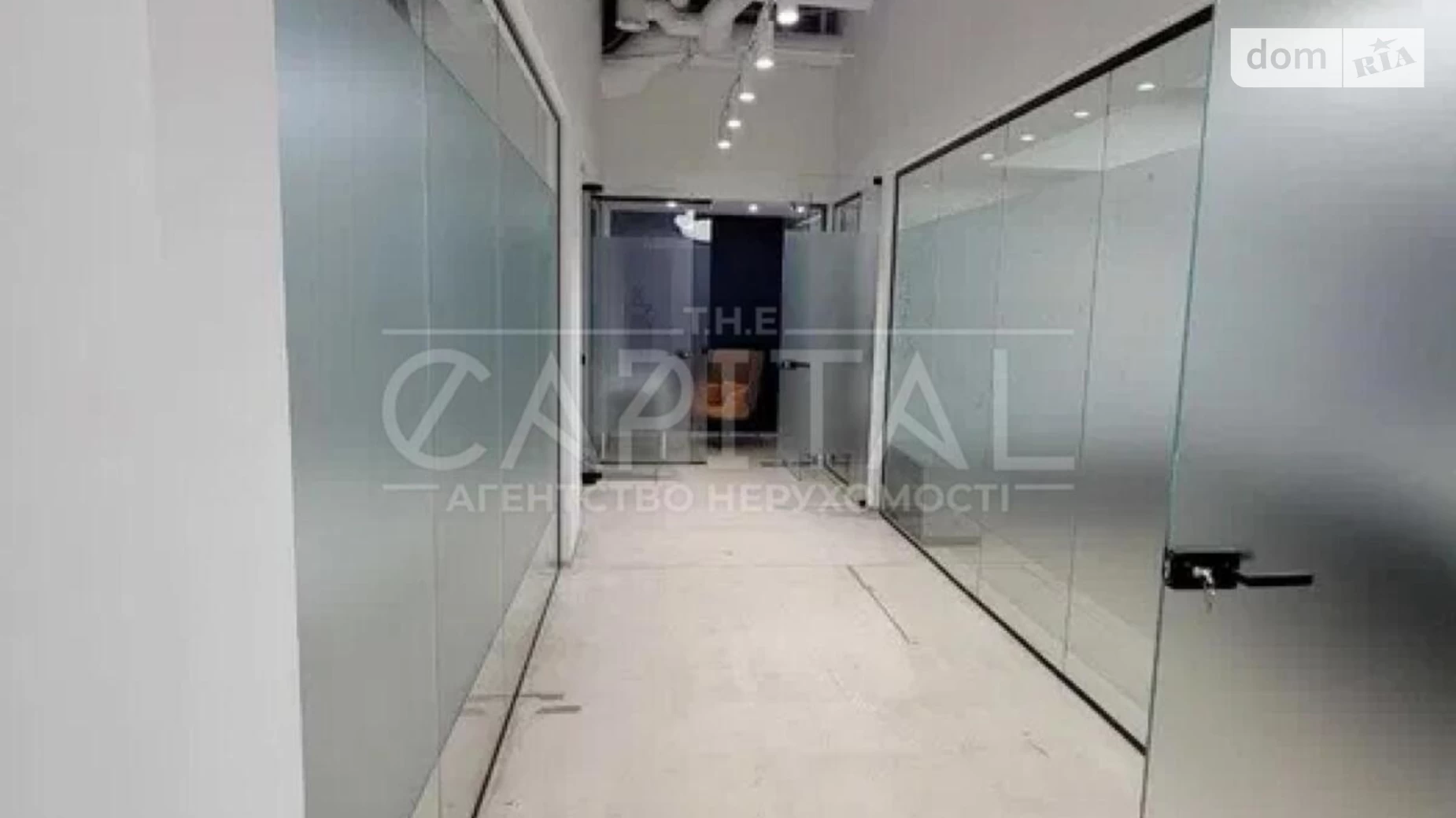 Сдается в аренду офис 269 кв. м в бизнес-центре, цена: 6725 $ - фото 4