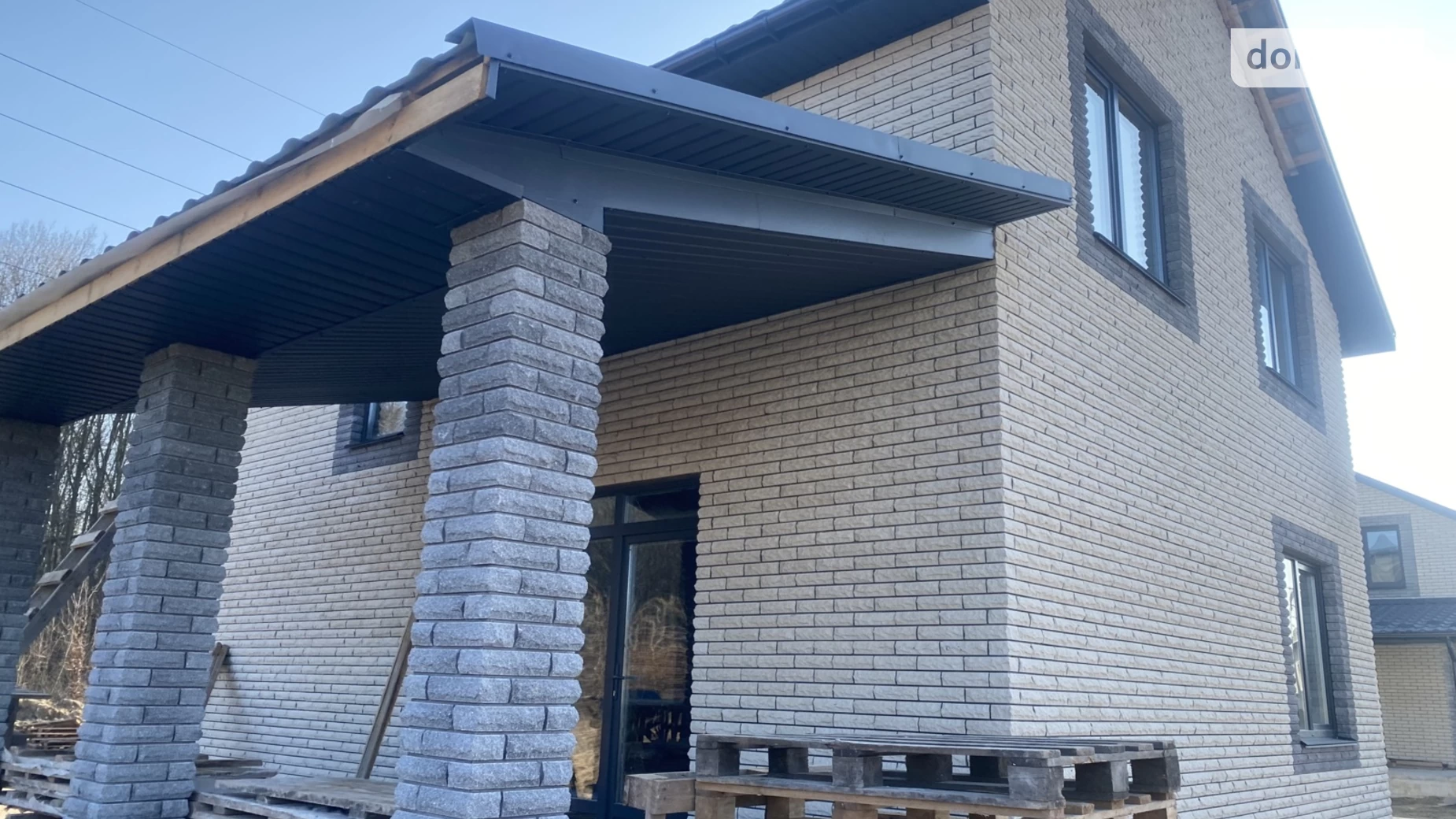 Продается дом на 2 этажа 119 кв. м с гаражом, цена: 85000 $ - фото 2