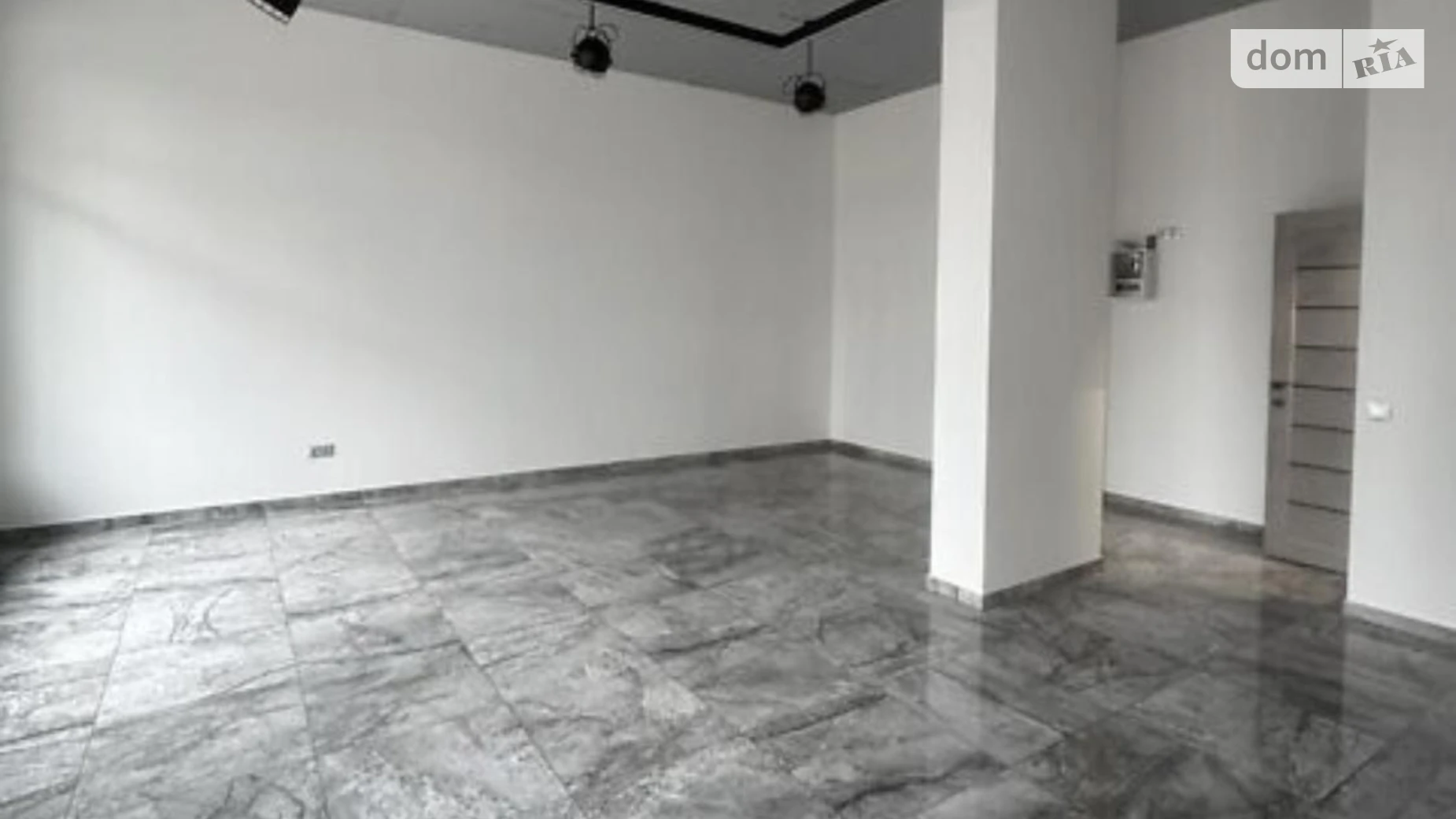 Сдается в аренду помещения свободного назначения 44 кв. м в 14-этажном здании, цена: 500 $ - фото 2