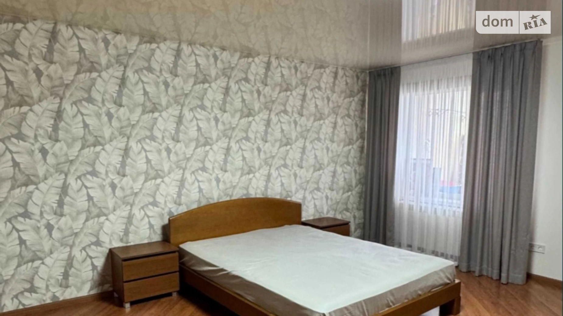 Продается 2-комнатная квартира 93.7 кв. м в Ильичовке, ул. Паустовского, 2А - фото 3