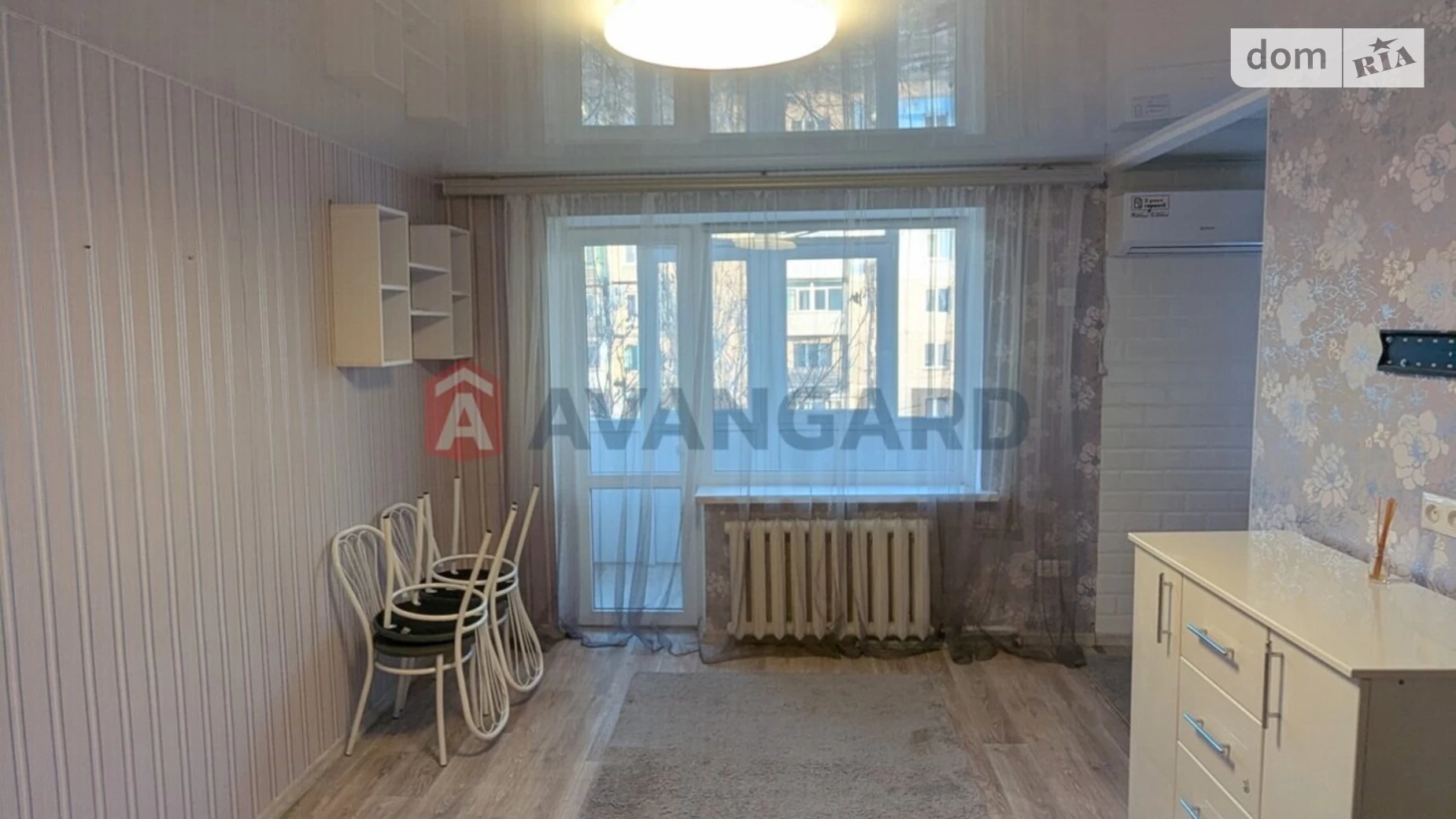 Продается 1-комнатная квартира 30 кв. м в Каменском, ул. Сержанта Коновалова(Глаголева Генерала), 11 - фото 3