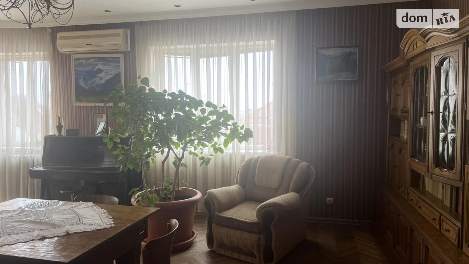Продается 5-комнатная квартира 149.7 кв. м в Ужгороде, ул. Винична, 1 - фото 4
