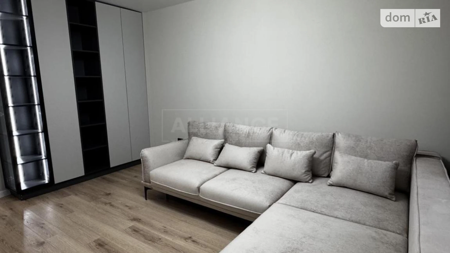 Продається 2-кімнатна квартира 70 кв. м у Івано-Франківську, вул. Юліана Пелеша(Крайківського), 1А - фото 3