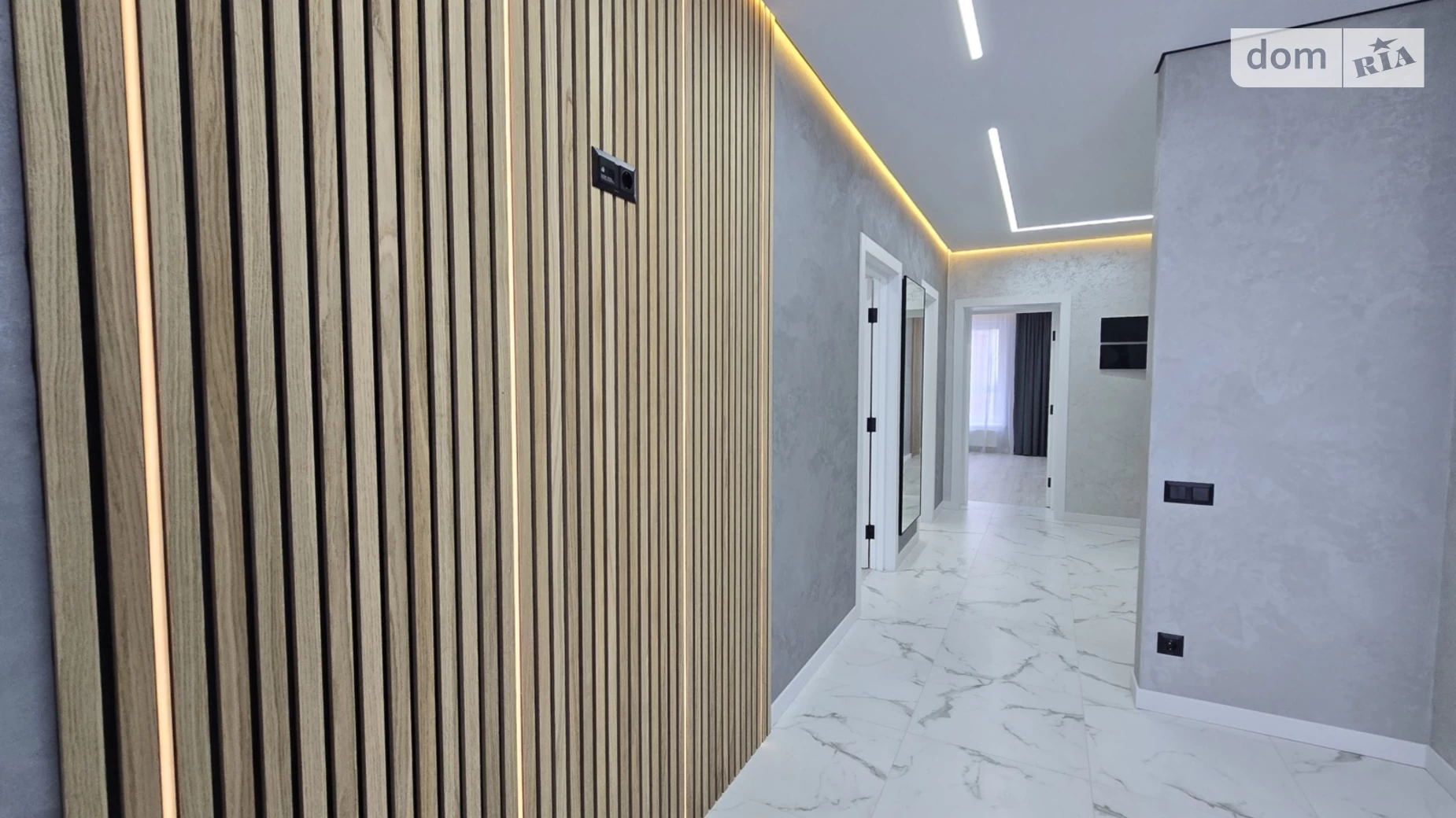 Продается 2-комнатная квартира 60 кв. м в Ивано-Франковске, ул. Павла Полуботка - фото 4