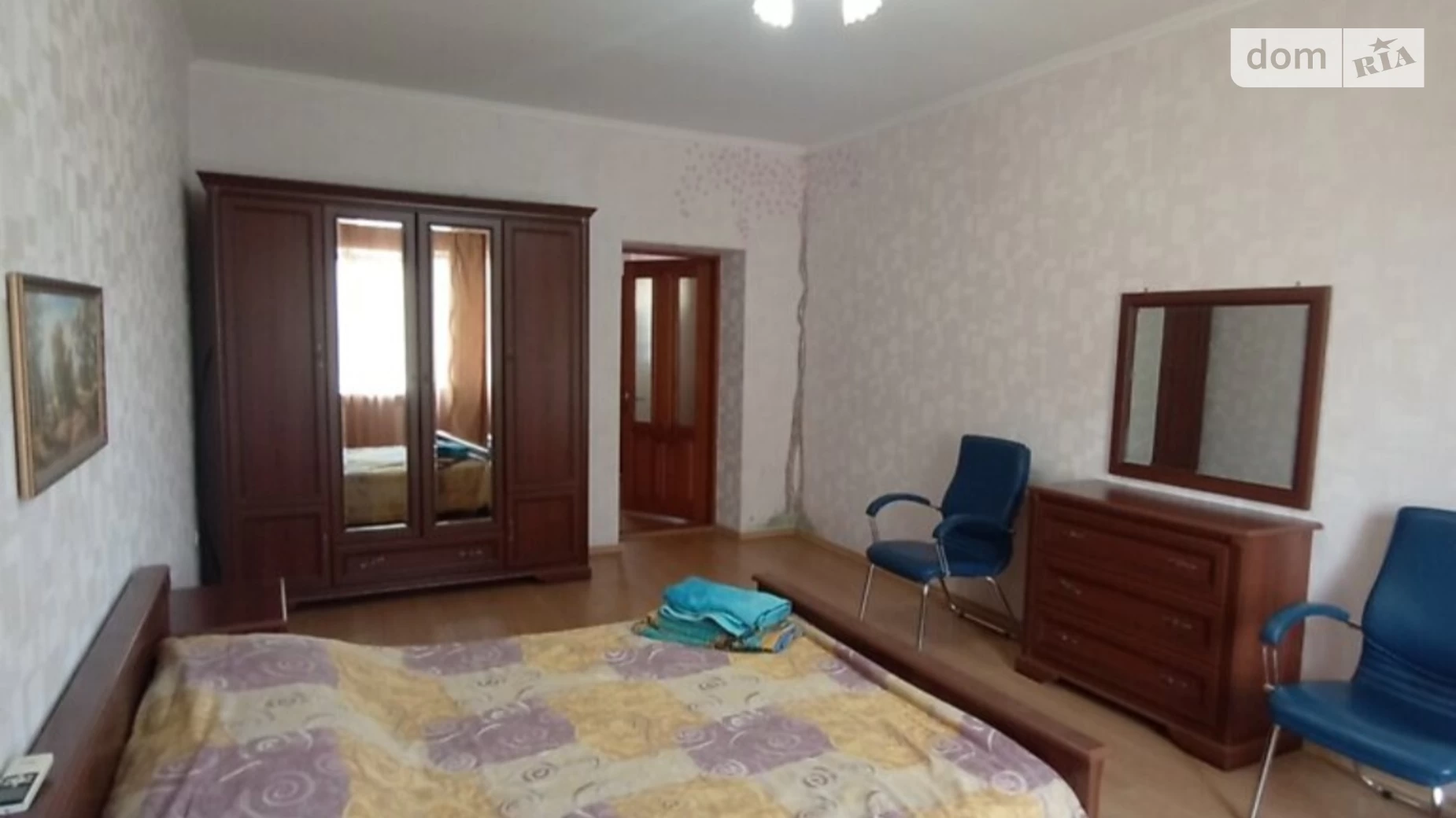 Сдается в аренду дом на 3 этажа 350 кв. м с мебелью, цена: 800 $ - фото 3