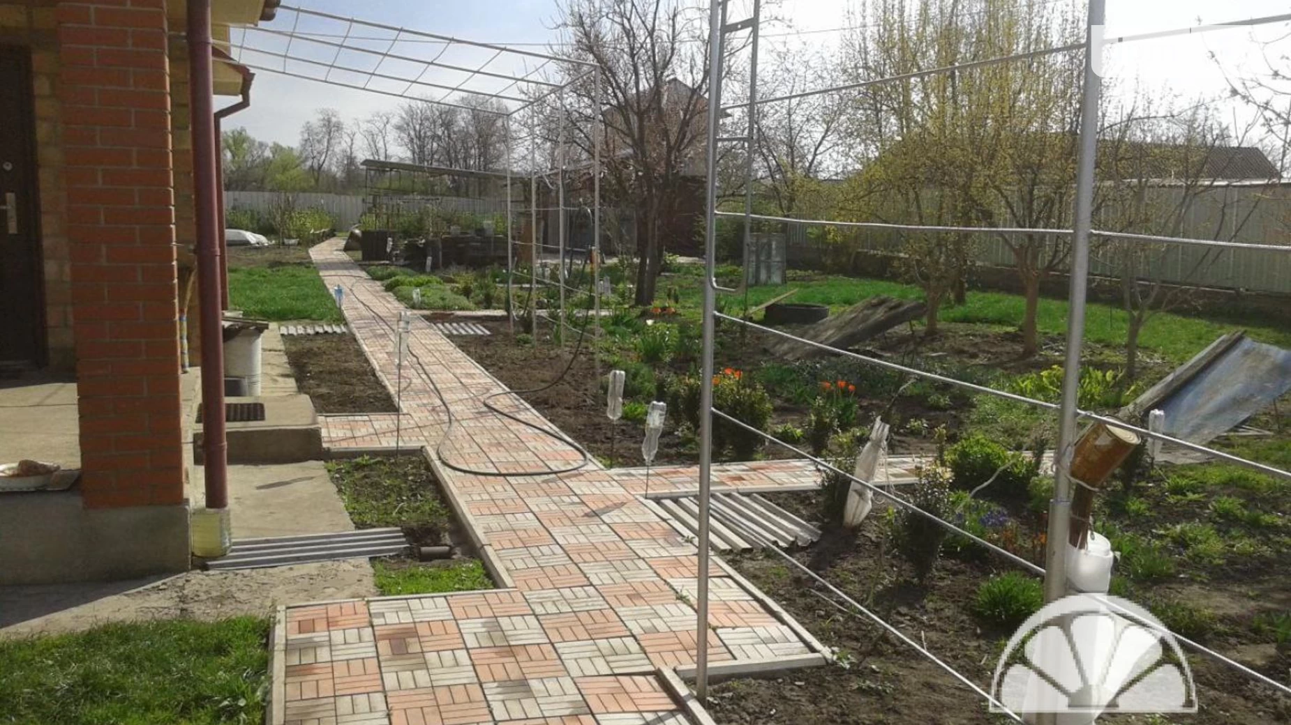 Продается дом на 2 этажа 160 кв. м с бассейном, цена: 38000 $ - фото 5