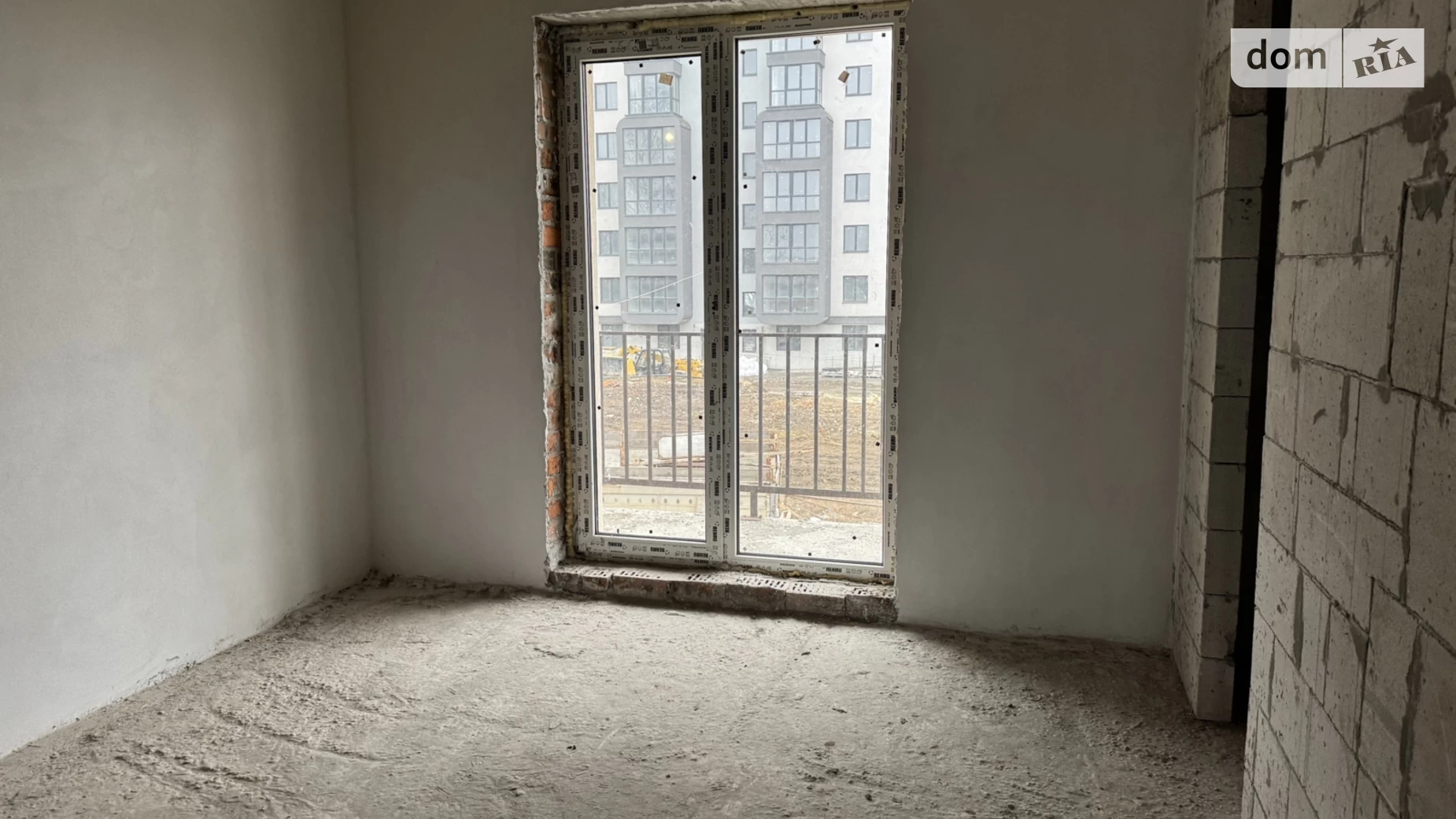 Продается 1-комнатная квартира 57.2 кв. м в Львове, ул. Роксоляны, 103 - фото 2