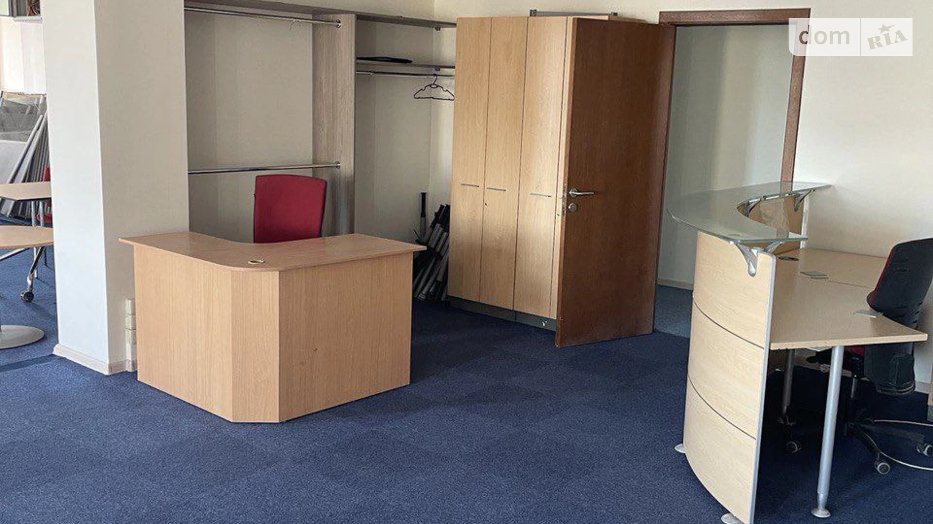 Сдается в аренду офис 256 кв. м в бизнес-центре, цена: 2400 $ - фото 4