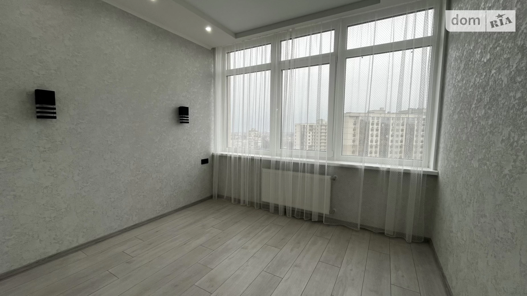 Продается 1-комнатная квартира 43 кв. м в Лиманке, ул. Жемчужная, 1Б - фото 2