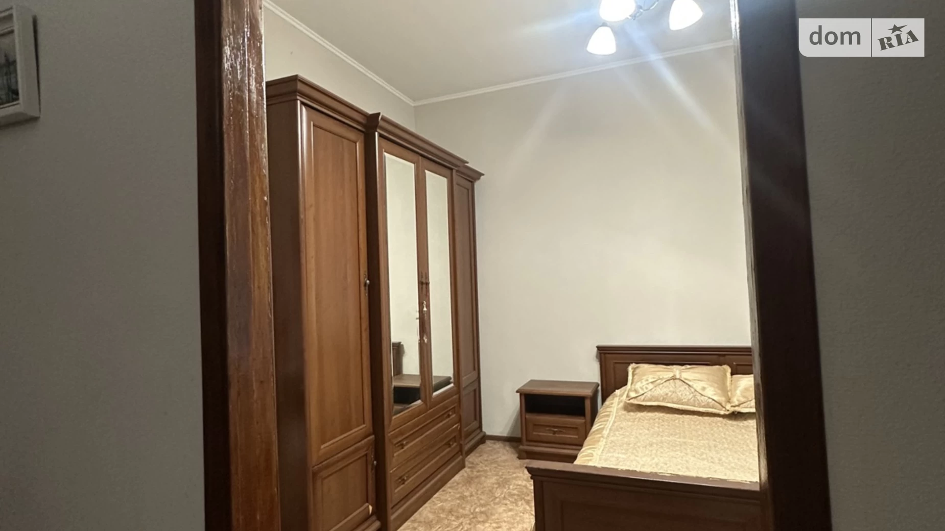 Продается 4-комнатная квартира 100 кв. м в Харькове, ул. Сергея Тархова, 8 - фото 2