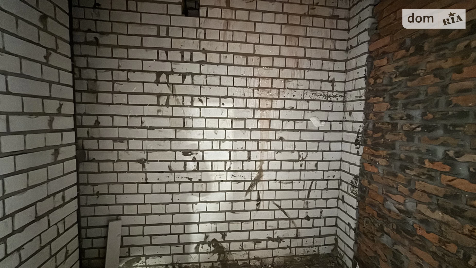 Продается 1-комнатная квартира 37 кв. м в Буче, ул. Ивана Кожедуба, 8А - фото 2