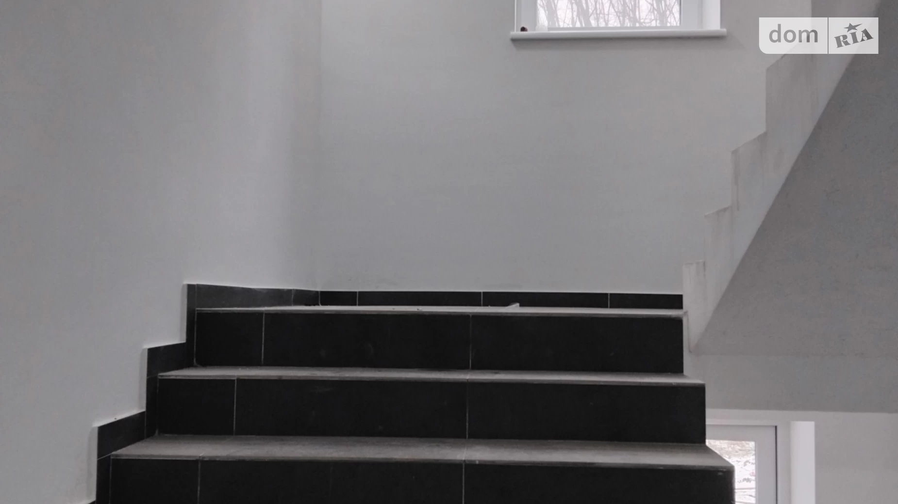 Продается 1-комнатная квартира 38 кв. м в, цена: 65000 $ - фото 2