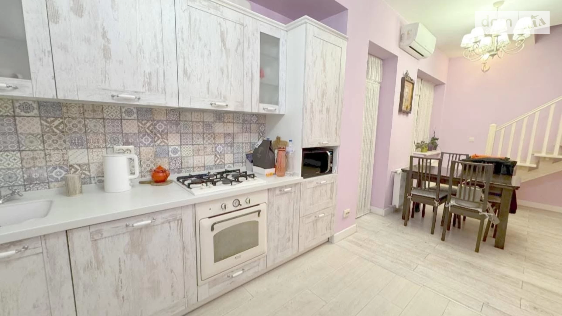 Продается 3-комнатная квартира 102.4 кв. м в Ужгороде, ул. Погорелова, 3Б - фото 3