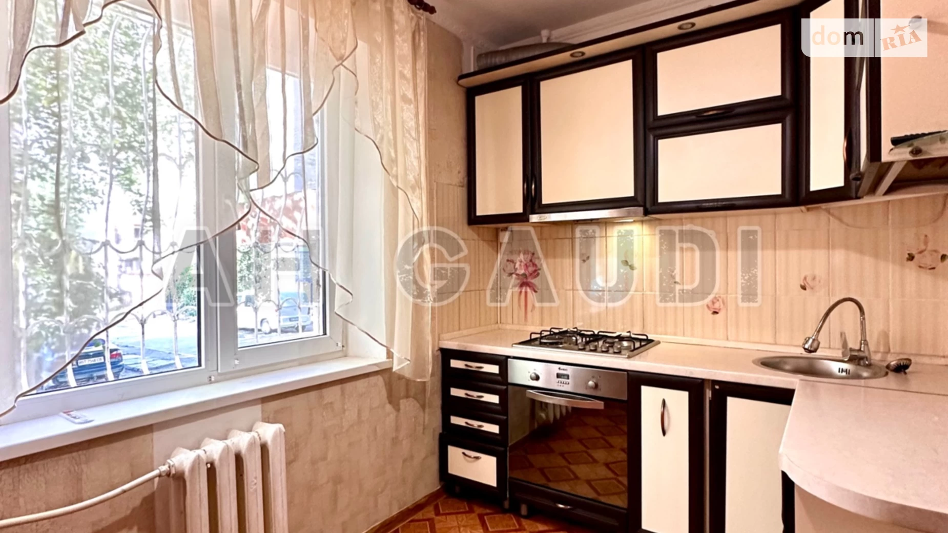 Продается 3-комнатная квартира 72.4 кв. м в Николаеве, ул. Новобугская, 99 - фото 2