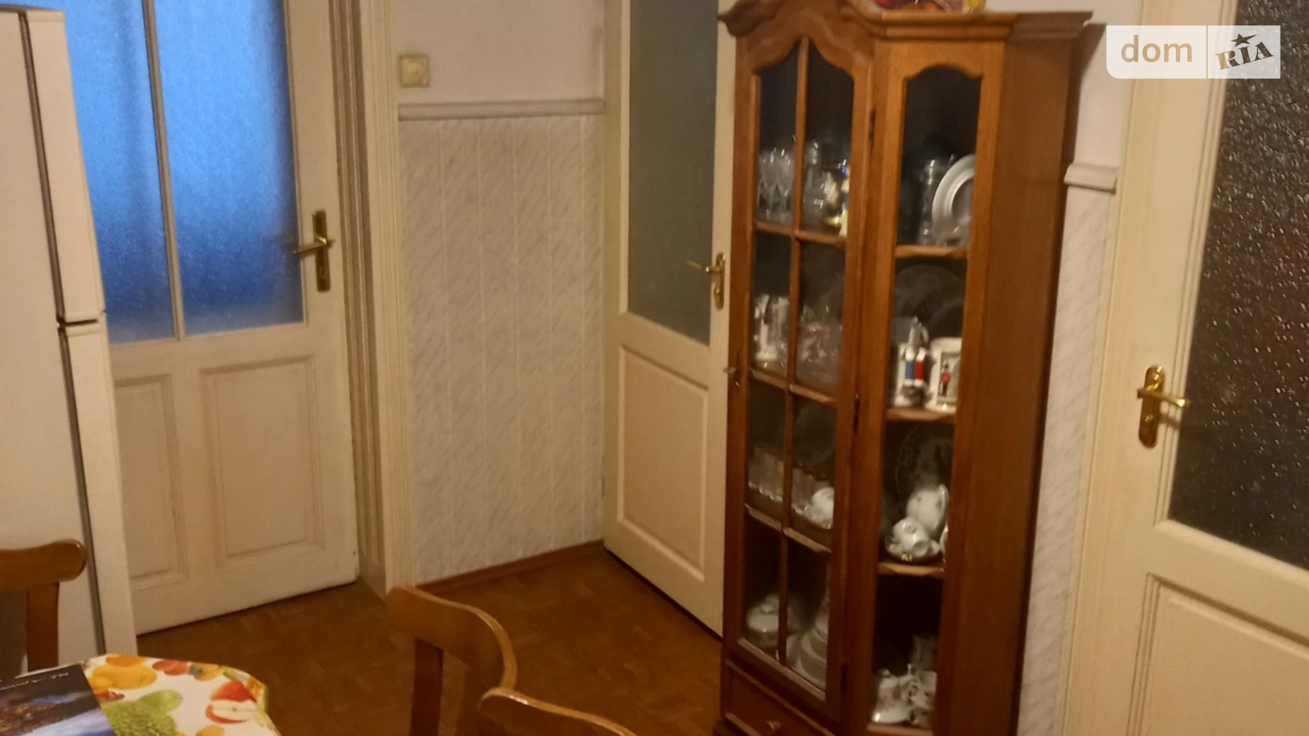 Продается 3-комнатная квартира 90 кв. м в Черновцах, ул. Университетская - фото 3