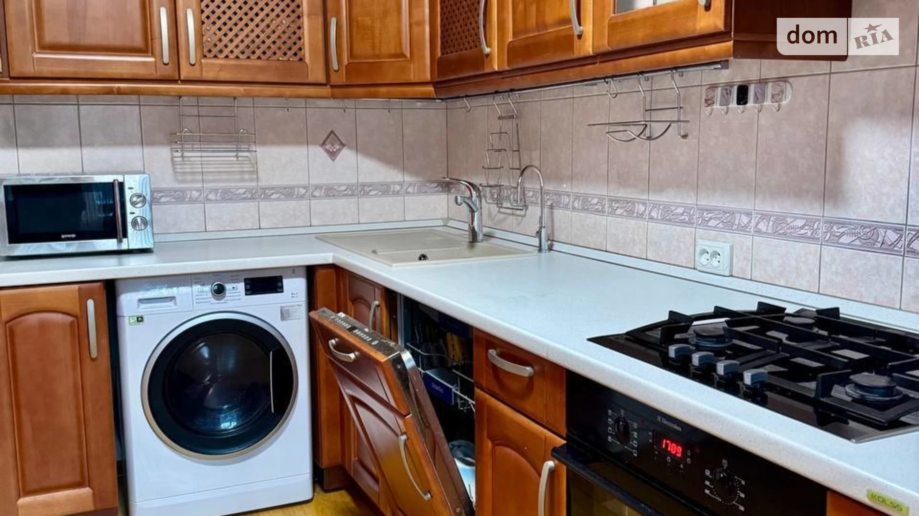 Продается 3-комнатная квартира 68.5 кв. м в Днепре, ул. Волынская, 5А - фото 3