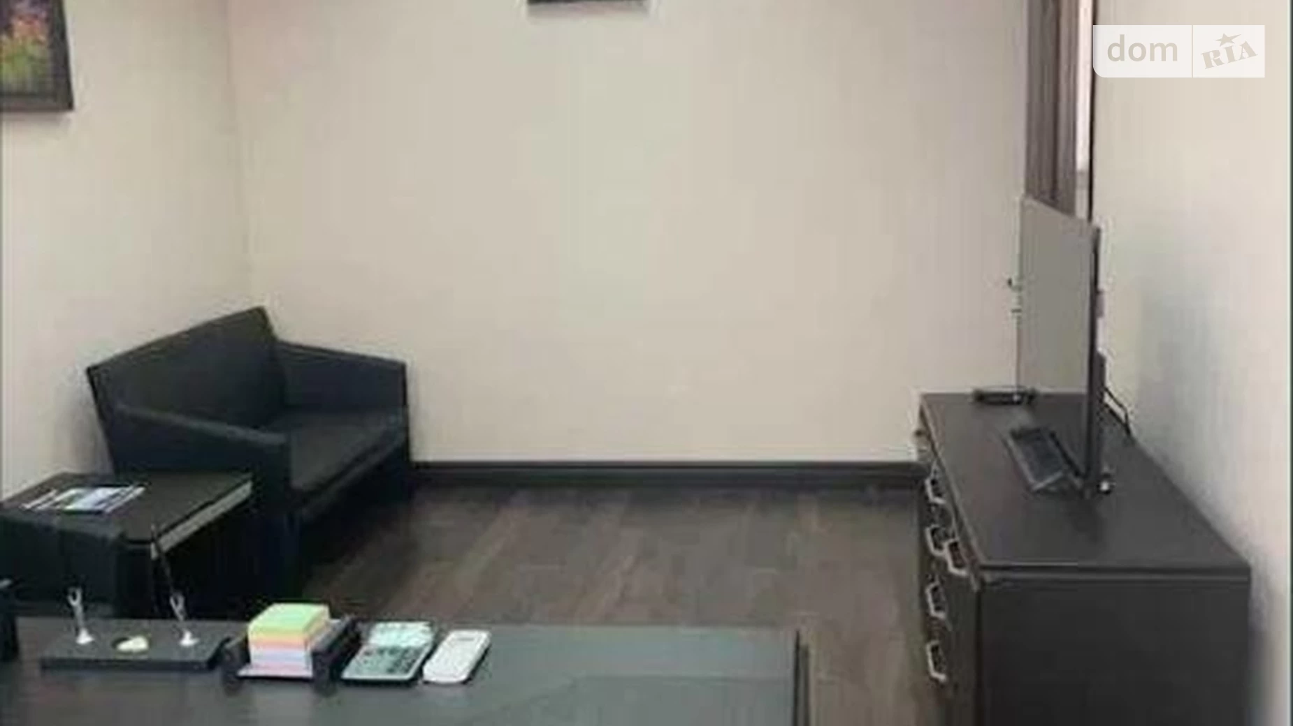 Сдается в аренду офис 78.5 кв. м в бизнес-центре, цена: 1400 $ - фото 4