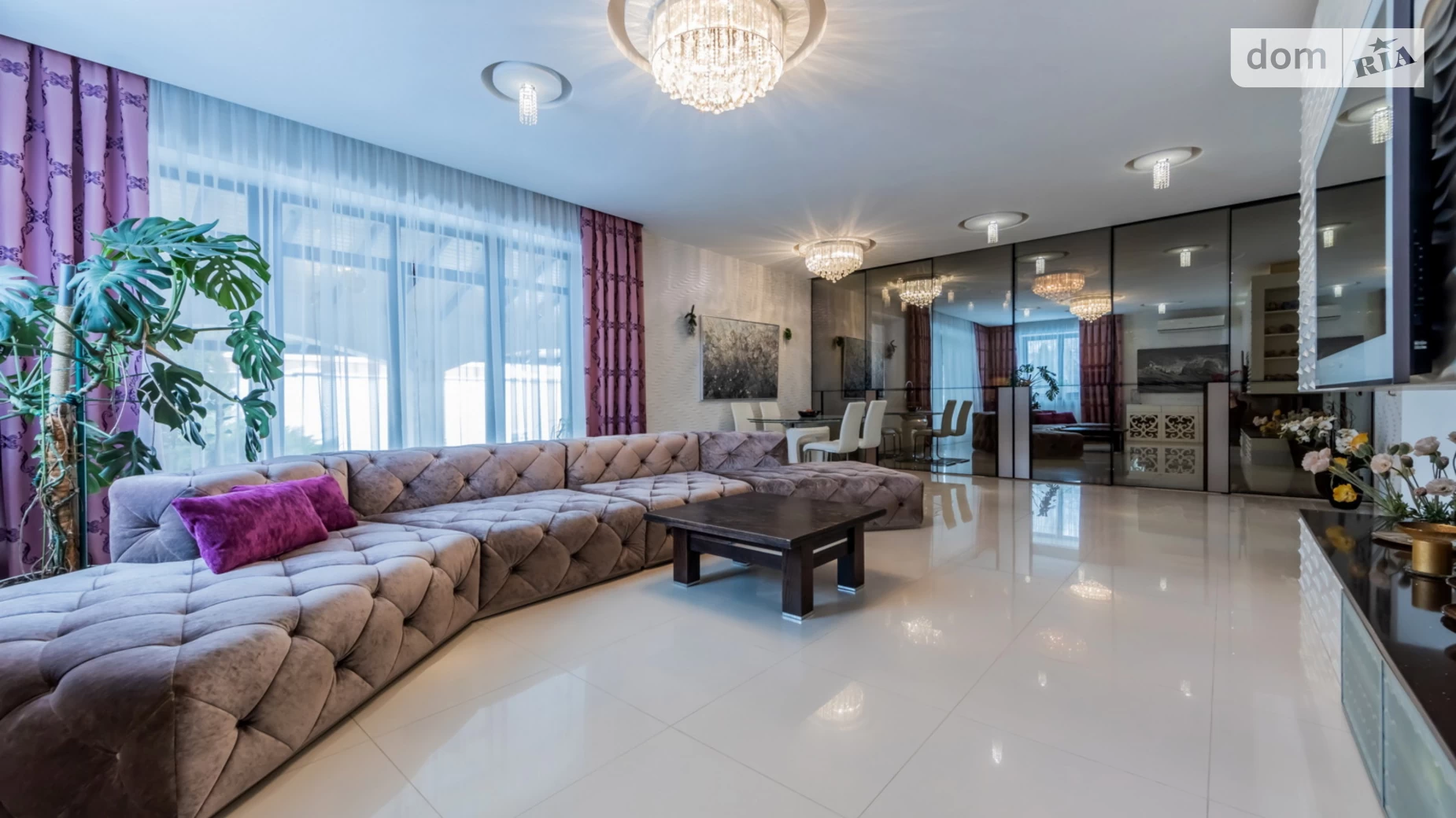 Продается дом на 2 этажа 438.4 кв. м с камином, цена: 450000 $ - фото 3
