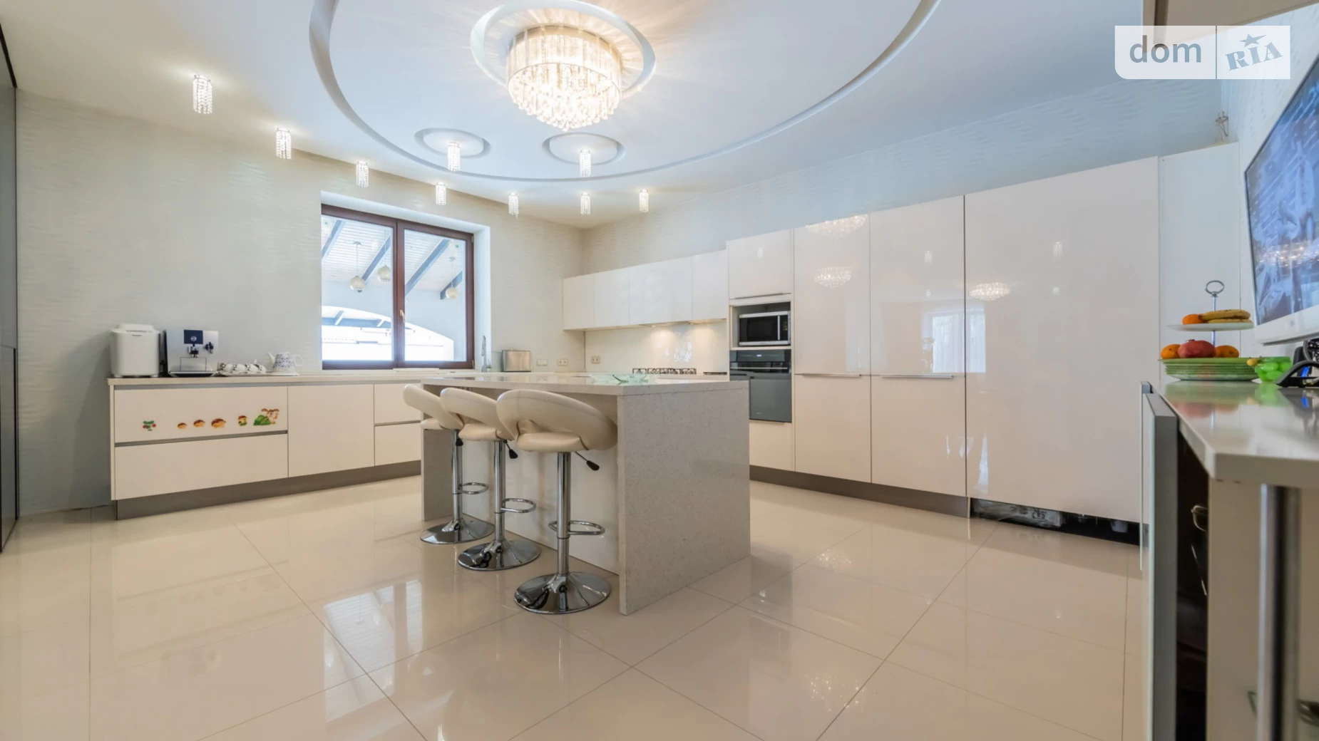 Продается дом на 2 этажа 438.4 кв. м с камином, цена: 450000 $ - фото 4