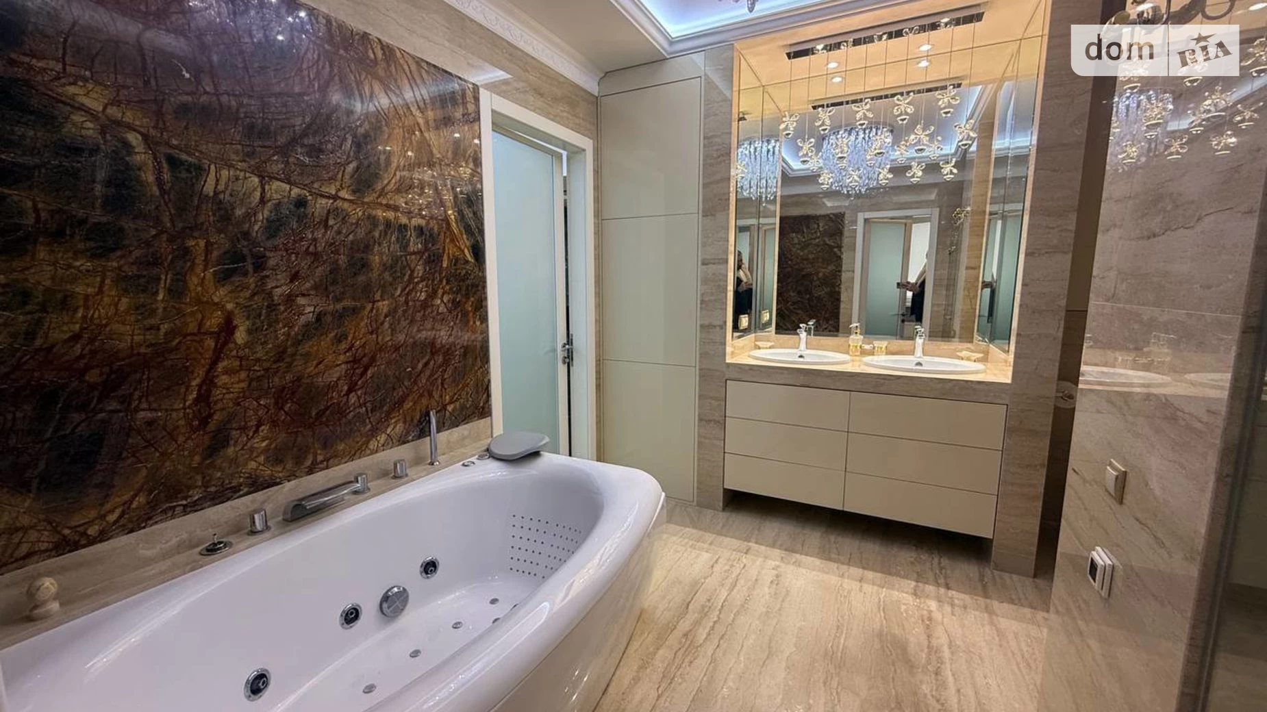 Продается 4-комнатная квартира 155 кв. м в Днепре, ул. Европейская, 30 - фото 19