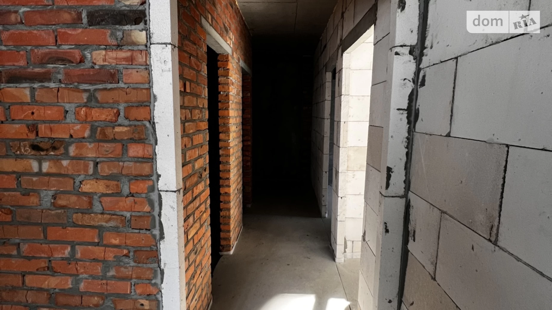 Продается 2-комнатная квартира 58.5 кв. м в Ирпене, ул. Университетская(Карла Маркса), 3/12 - фото 2