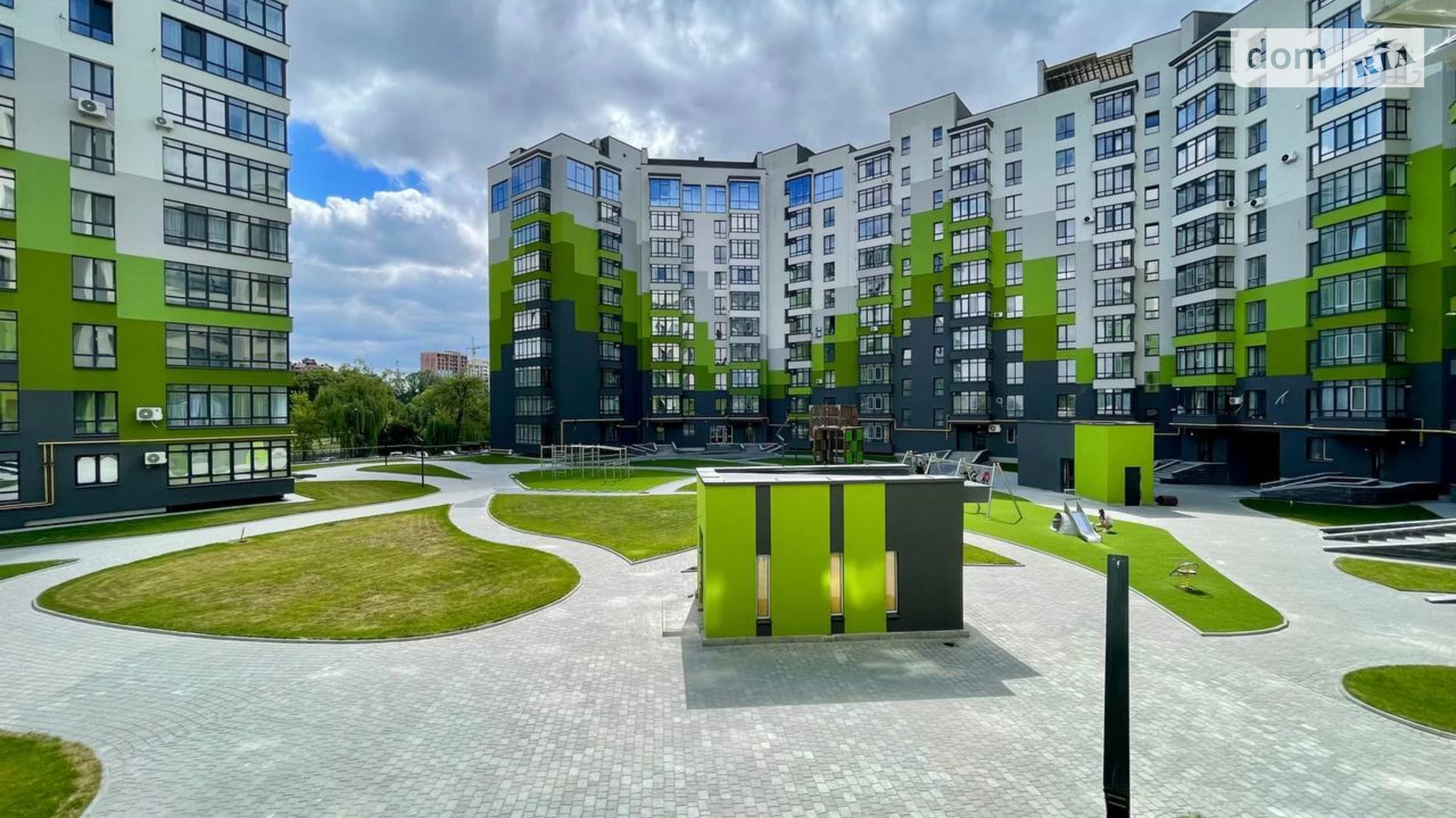Продается 1-комнатная квартира 48 кв. м в Ивано-Франковске, ул. Гетьмана Ивана Мазепы, 168 корпус 1 - фото 2