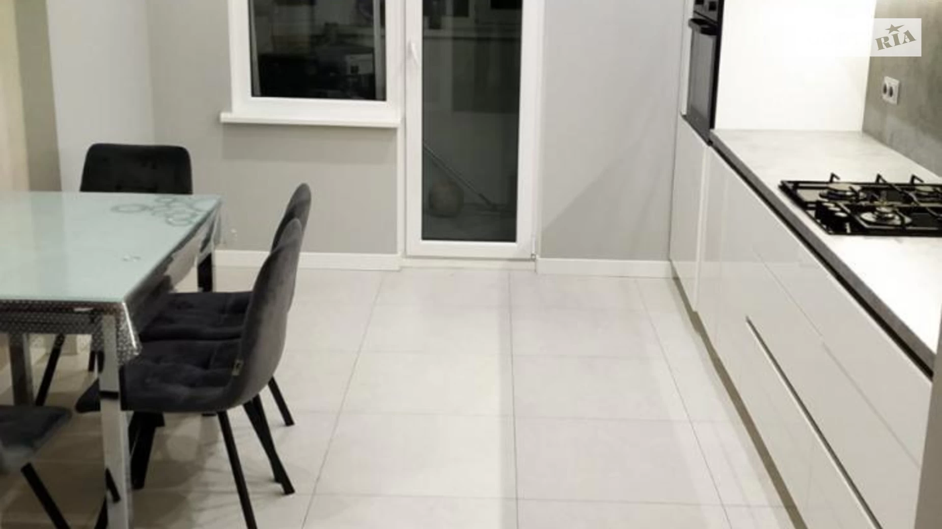 2-кімнатна квартира 78 кв. м у Тернополі, вул. Тролейбусна - фото 4